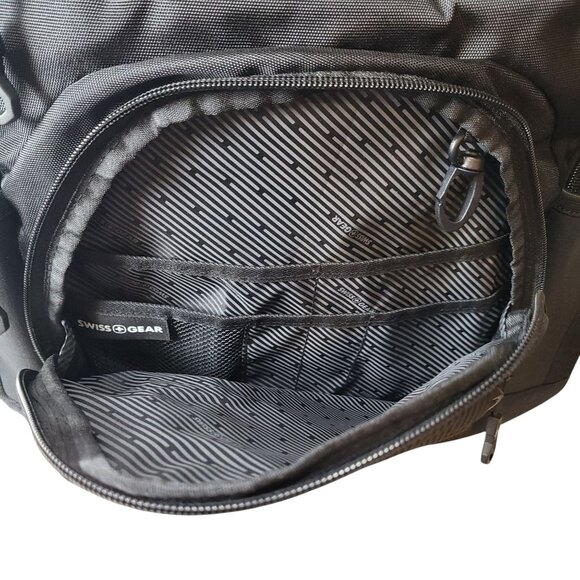 Swiss Gear Black Laptop Backpack W/ Tablet Pocket & Airflow Design - Picture 13 of 15